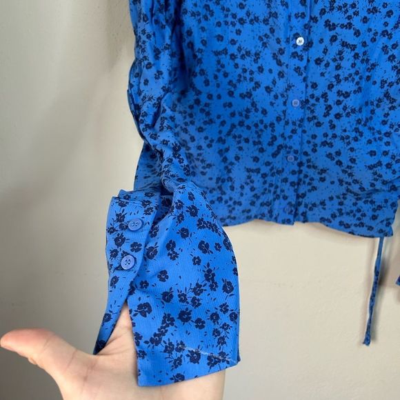 Zara Blue Floral Cinched Sleeved Blouse with Ties - Picture 10 of 12